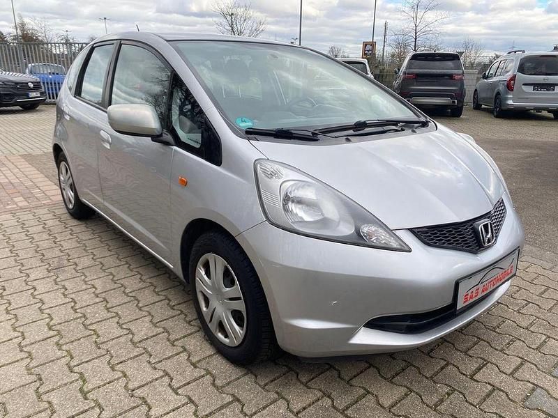 Gebraucht Honda Jazz Trend 90 PS (66 kW) 2009 Silber Kleinwagen