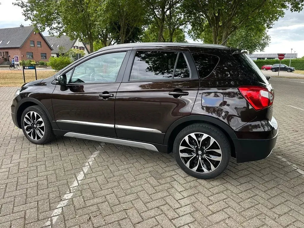 Gebraucht Suzuki SX4 S-Cross Comfort+ 120 PS (88 kW) 2014 Braun SUV