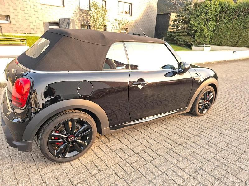 Gebraucht Mini John Cooper Works Cabriolet 136 PS (100 kW) 2021 Schwarz Cabrio