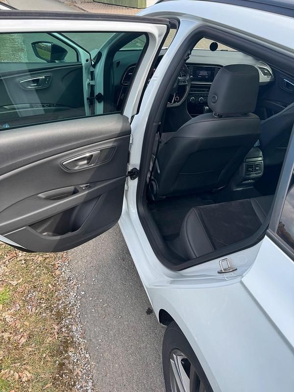 Gebraucht Seat Leon ST Beats 150 PS (110 kW) 2020 Weiß Kombi