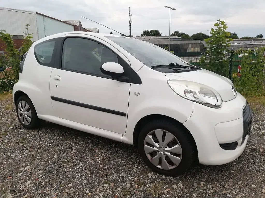 Gebraucht Citroën C1 Style 68 PS (50 kW) 2012 Weiß Kleinwagen