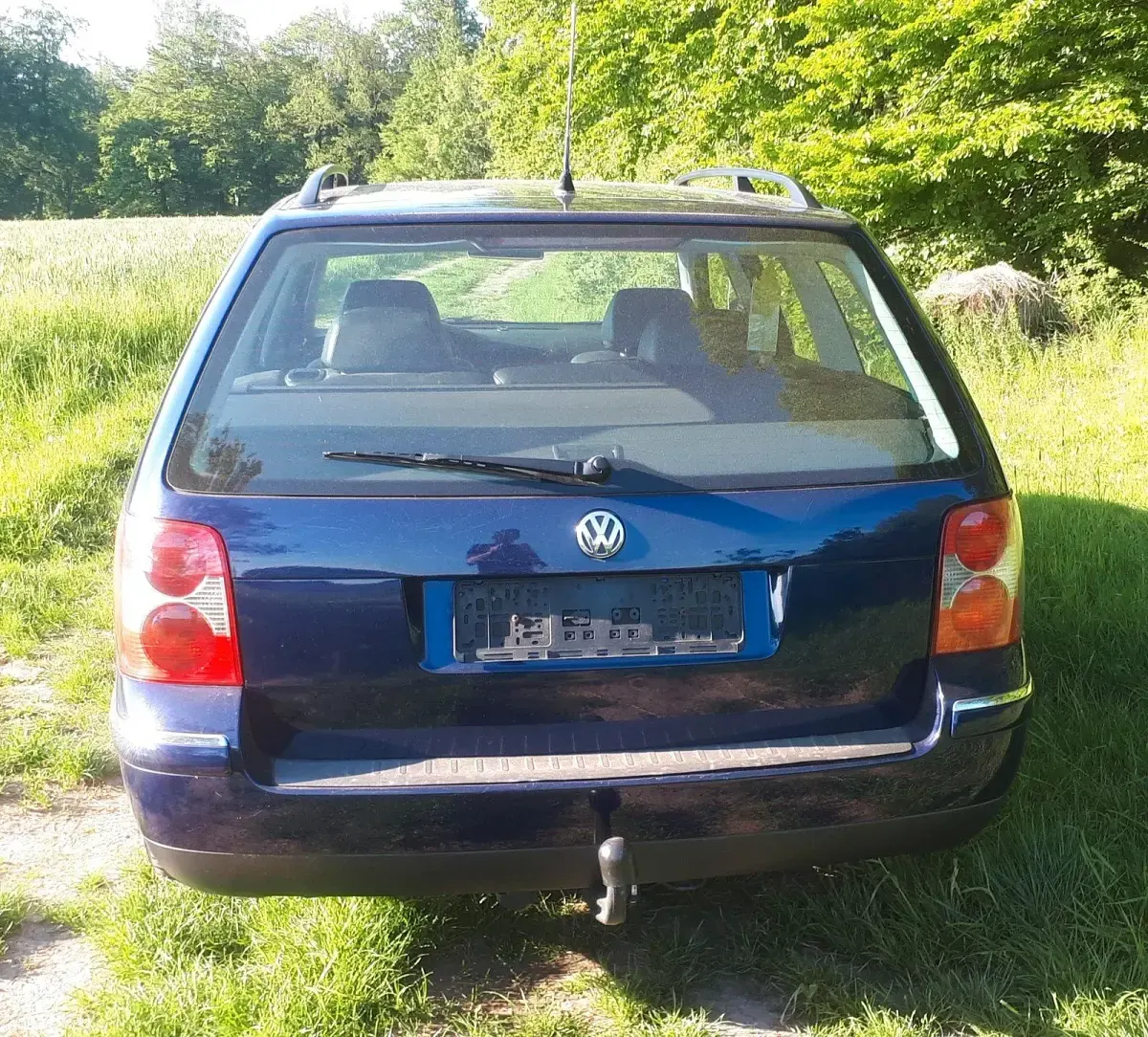 Używany VW Passat Highline 193 KM (141 kW) 2001 Niebieski Kombi