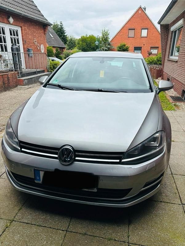 Silber Gebraucht 2013 VW Golf VII Kleinwagen | 8.000 € (Fairer Preis) - Bild 1/4