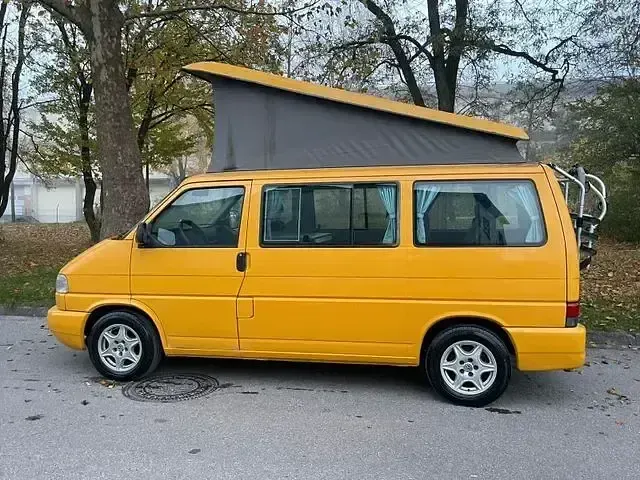 Gebraucht VW Multivan 68 PS (50 kW) 1996 Gelb Van / Kleinbus