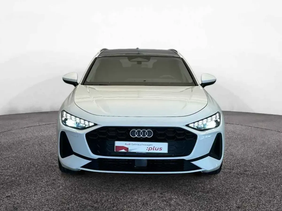Gebraucht Audi A5 Ambiente 204 PS (150 kW) 2025 Gletscherweiß metallic Kombi