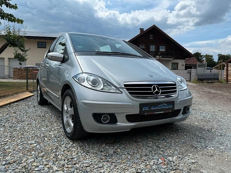 Silber Gebraucht 2004 Mercedes A200 Avantgarde Kleinwagen | 2.990 € (Fairer Preis) - Bild 1/4