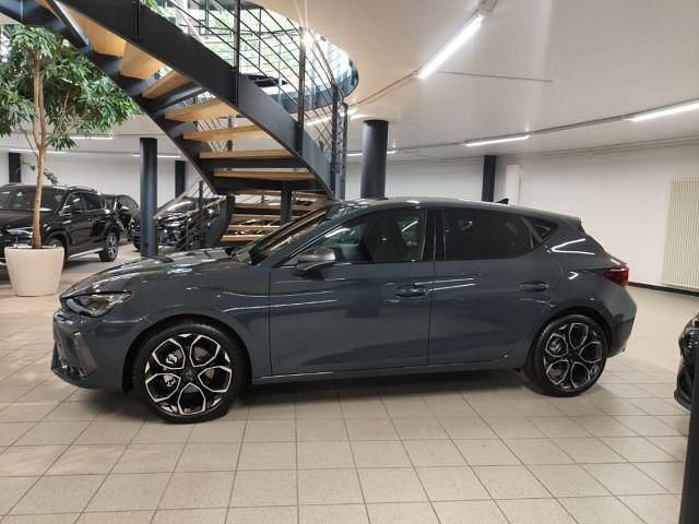 Gebraucht Cupra Leon 150 PS (110 kW) 2025 Fjordblau Limousine