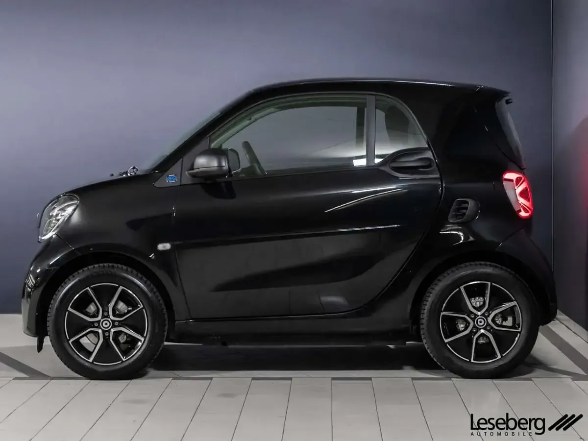 Gebraucht Smart ForTwo Electric Drive Passion 60 kW (82 PS) 2024 Schwarz Coupé