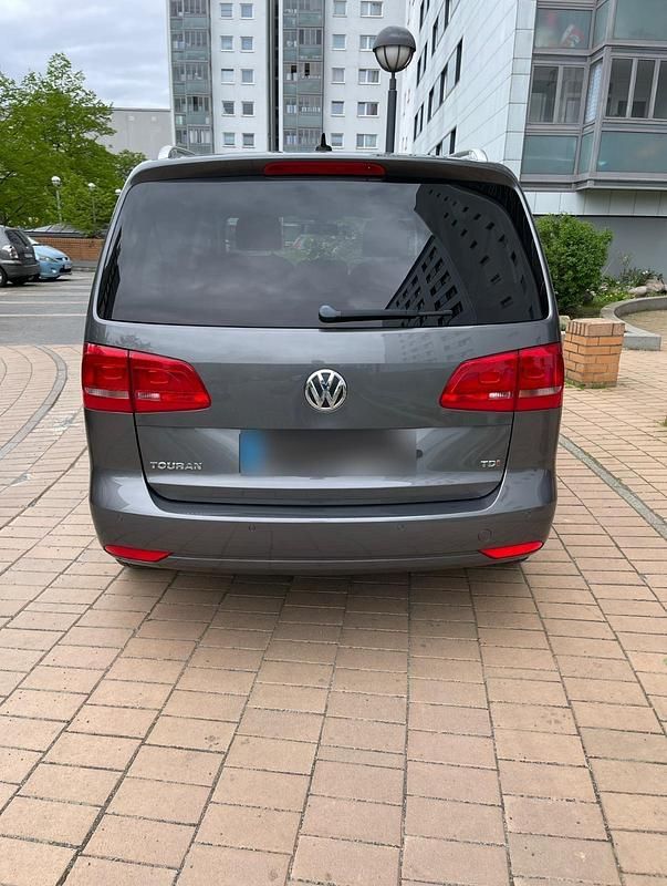 Gebraucht VW Touran 110 PS (80 kW) 2015 Silber Van / Kleinbus