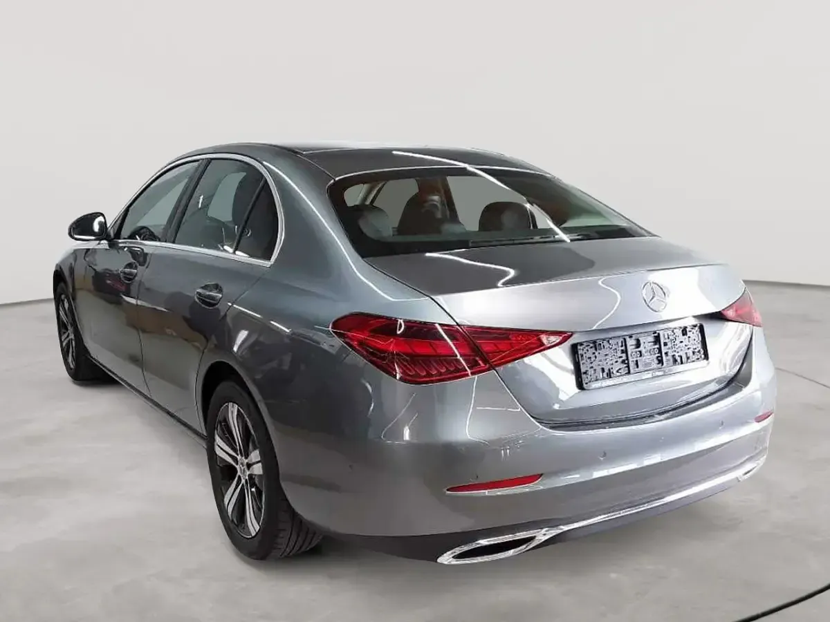 Gebraucht Mercedes C180 Avantgarde 170 PS (125 kW) 2022 Selenitgrau metallic Limousine