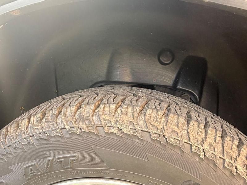 Gebraucht Lada niva 83 PS (61 kW) 2017 Grün SUV