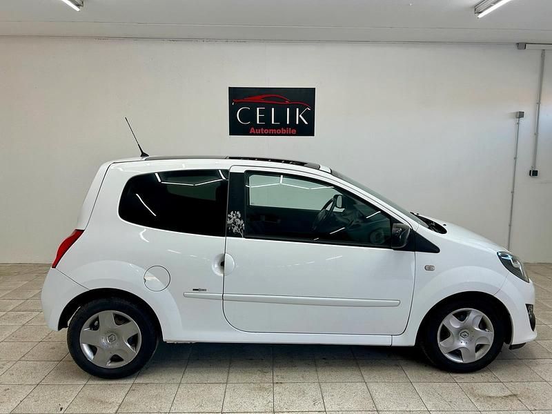 Gebraucht Renault Twingo Night&Day 75 PS (55 kW) 2011 Weiß Kleinwagen