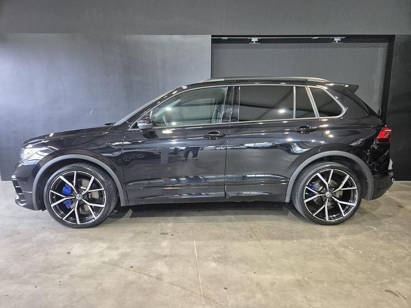 Gebraucht VW Tiguan R 320 PS (235 kW) 2020 Deep black SUV