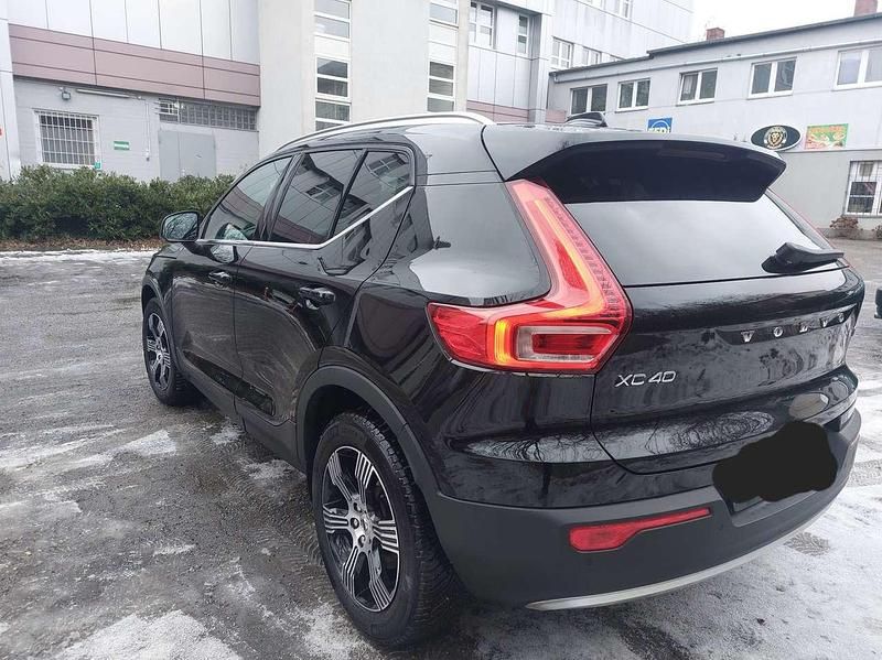 Gebraucht Volvo XC40 197 PS (144 kW) 2021 Schwarz SUV