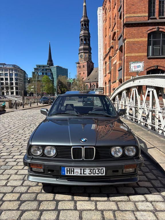 Gebraucht BMW 320 Shadowline 129 PS (94 kW) 1987 Grau Coupé
