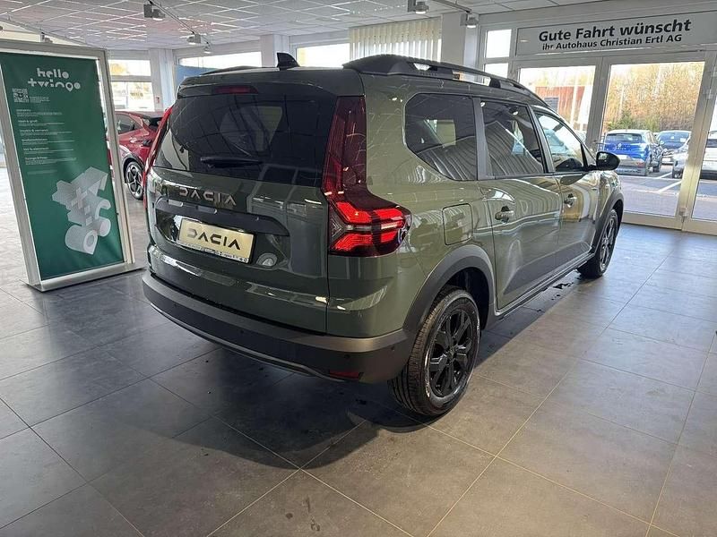 Neu Dacia Jogger Extreme 110 PS (80 kW) 2026 Safarigrüngrau Van / Kleinbus