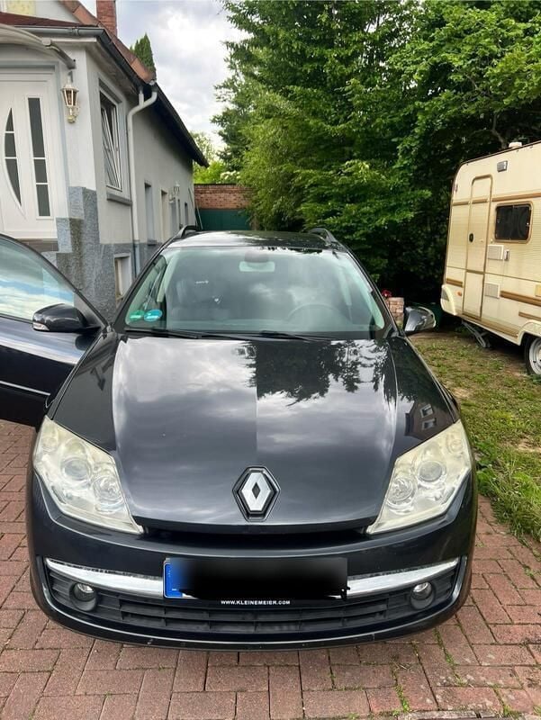 Andere außenfarben Gebraucht 2010 Renault Laguna III Kombi | 2.600 € (Fairer Preis) - Bild 1/4