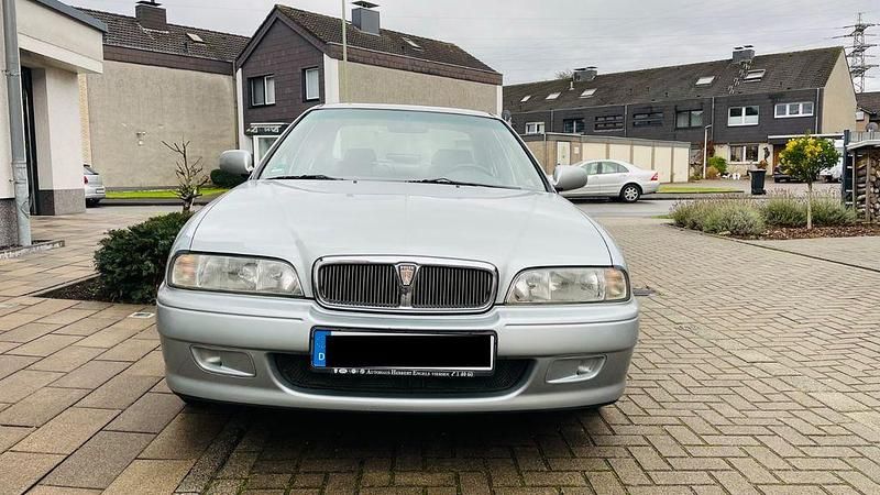 Silber Gebraucht 1999 Rover 600 Limousine | 2.290 € - Bild 1/4