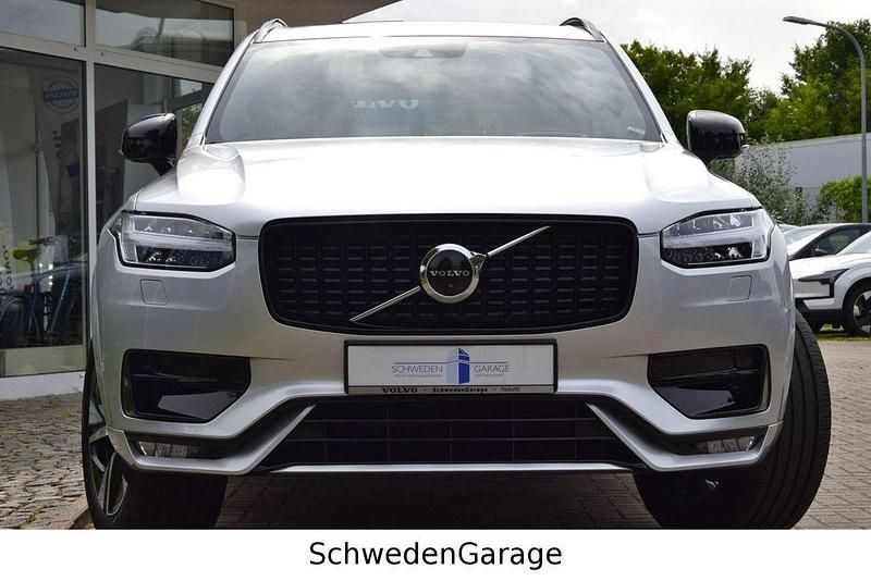 Silber Gebraucht 2022 Volvo XC90 R-Design SUV | 46.200 € (Etwas zu teuer) - Bild 1/4