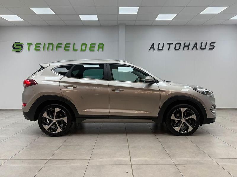 Gebraucht Hyundai Tucson Style 177 PS (130 kW) 2017 Braun SUV