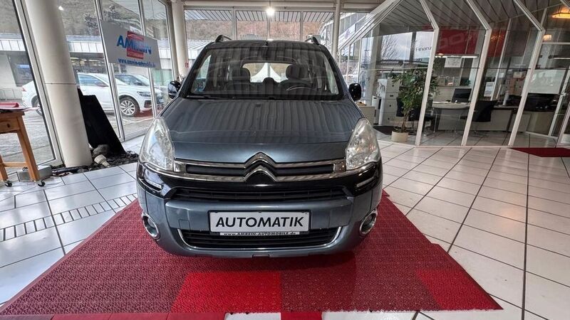 Gebraucht Citroën Berlingo SELECTION 92 PS (67 kW) 2012 Grau Van / Kleinbus