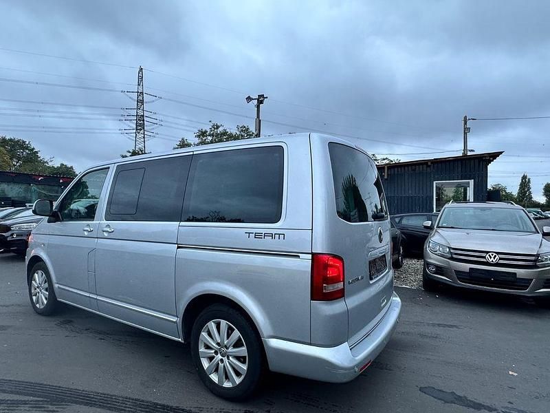 Gebraucht VW T5 Team 179 PS (131 kW) 2010 Silber Van