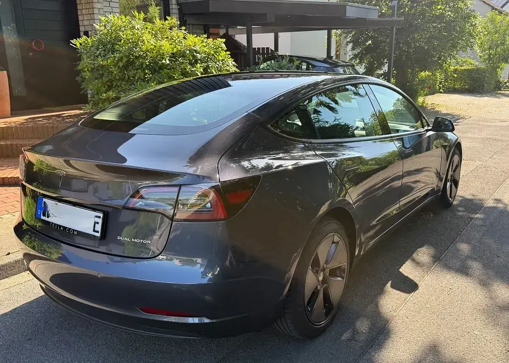 Gebraucht Tesla Model 3 366 kW (498 PS) 2022 Grau Limousine