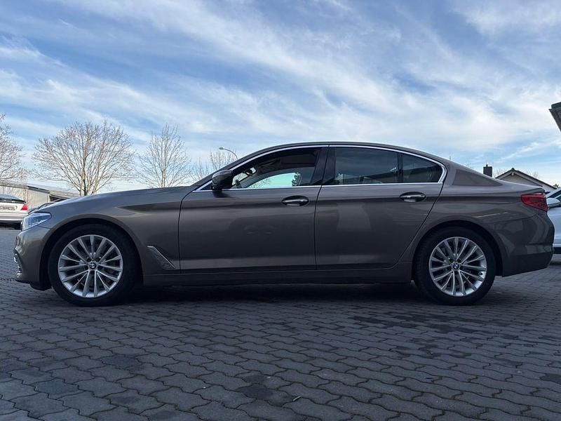 Gebraucht BMW 530 Luxury Line 265 PS (194 kW) 2017 Silber Limousine