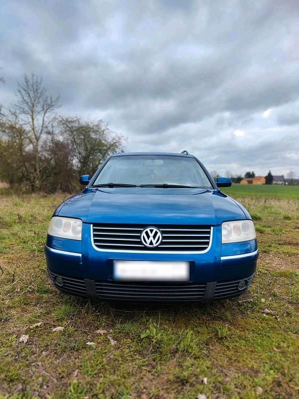 Gebraucht VW Passat 193 PS (141 kW) 2003 Blau Kombi