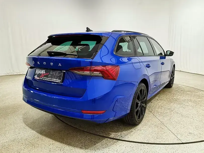Gebraucht Skoda Octavia Ambition 150 PS (110 kW) 2020 Energyblau Kombi