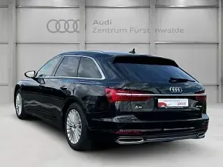 Gebraucht Audi A6 Design 204 PS (150 kW) 2021 Mythosschwarz metallic Kombi