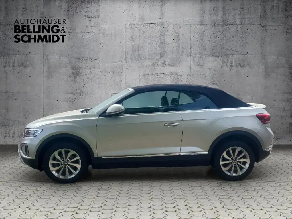 Gebraucht VW T-Roc Cabriolet Style 110 PS (80 kW) 2023 Ivory silver (metallic) Cabrio