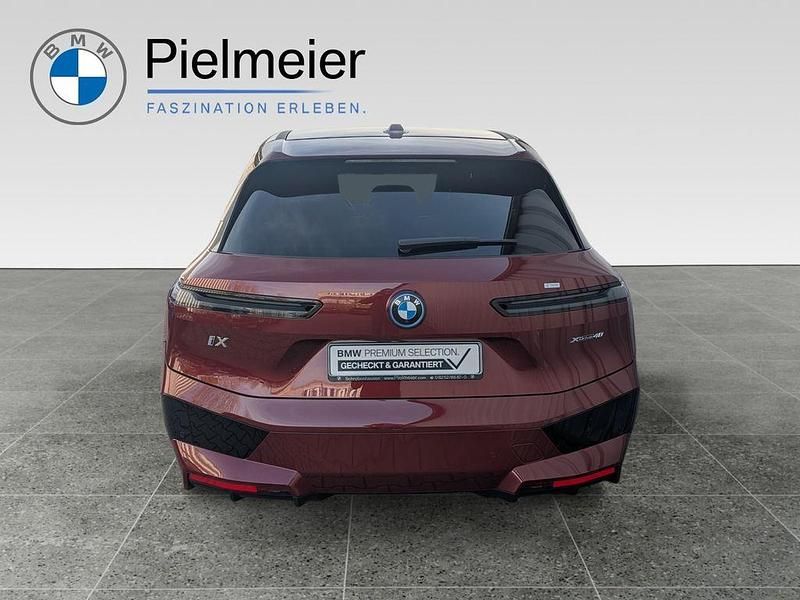 Gebraucht BMW iX Sport Line 239 kW (326 PS) 2022 Rot SUV