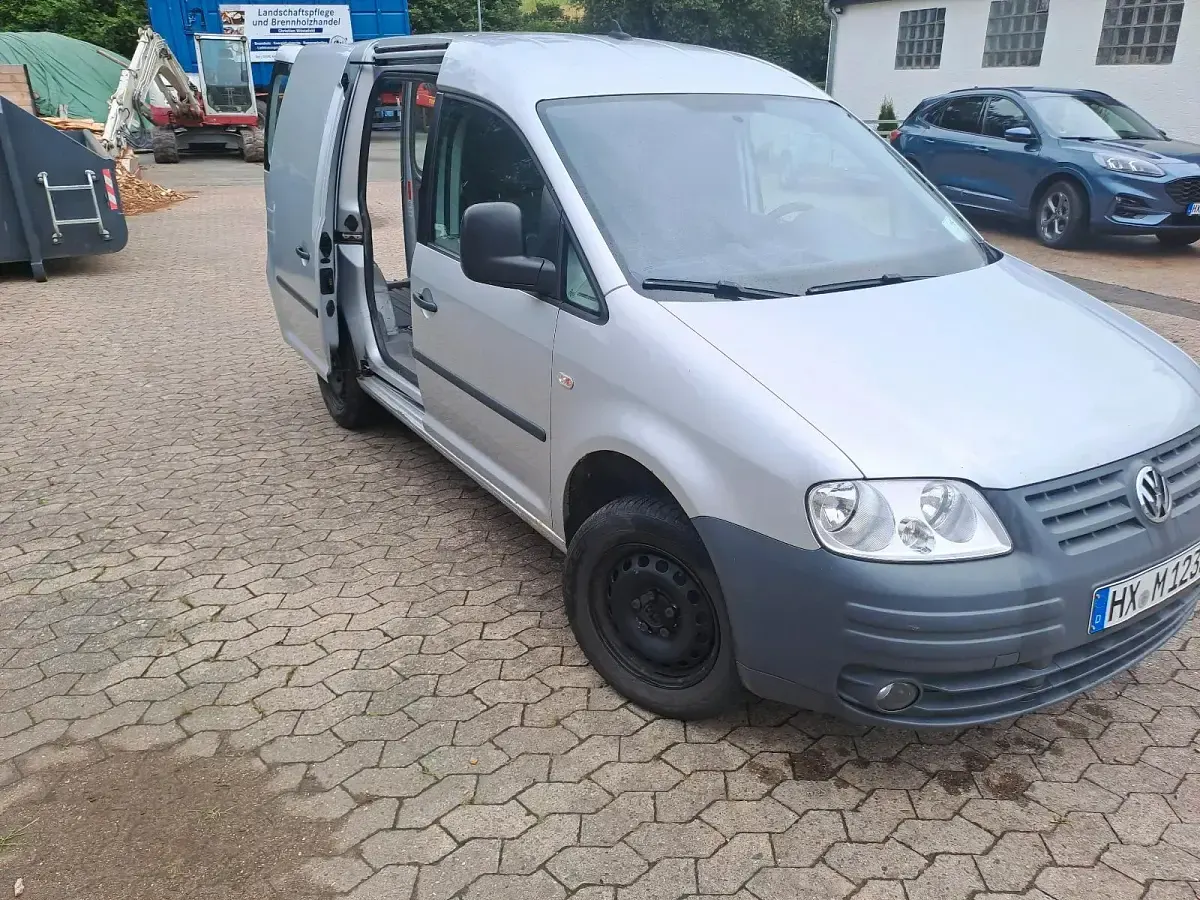 Gebraucht VW Caddy 105 PS (77 kW) 2010 Silber Van / Kleinbus