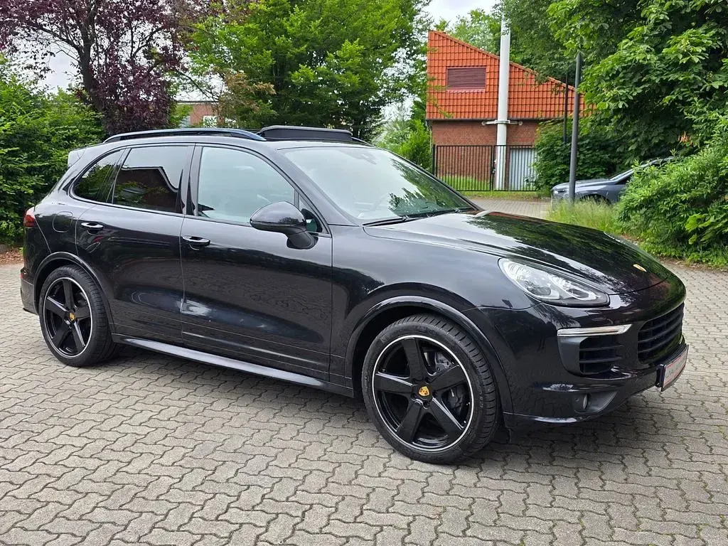 Gebraucht Porsche Cayenne Platinum Edition 262 PS (192 kW) 2016 Schwarz SUV