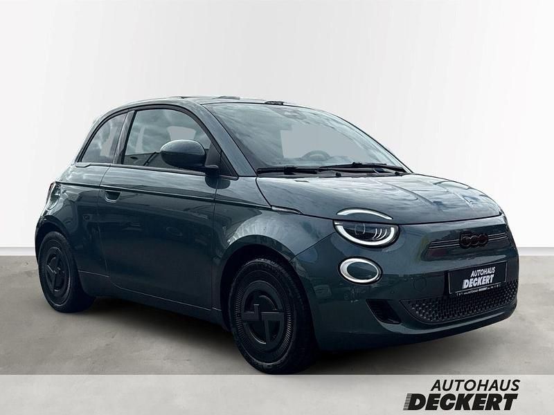 Grün Neu 2025 Fiat 500e S Limousine | 41.500 € - Bild 1/4