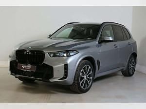 Gebraucht BMW X5 M Sport 298 PS (219 kW) 2025 Grau (skyscraper grau met.) SUV