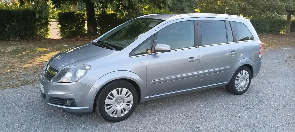 Gebraucht Opel Zafira 140 PS (102 kW) 2007 Grau Van / Kleinbus