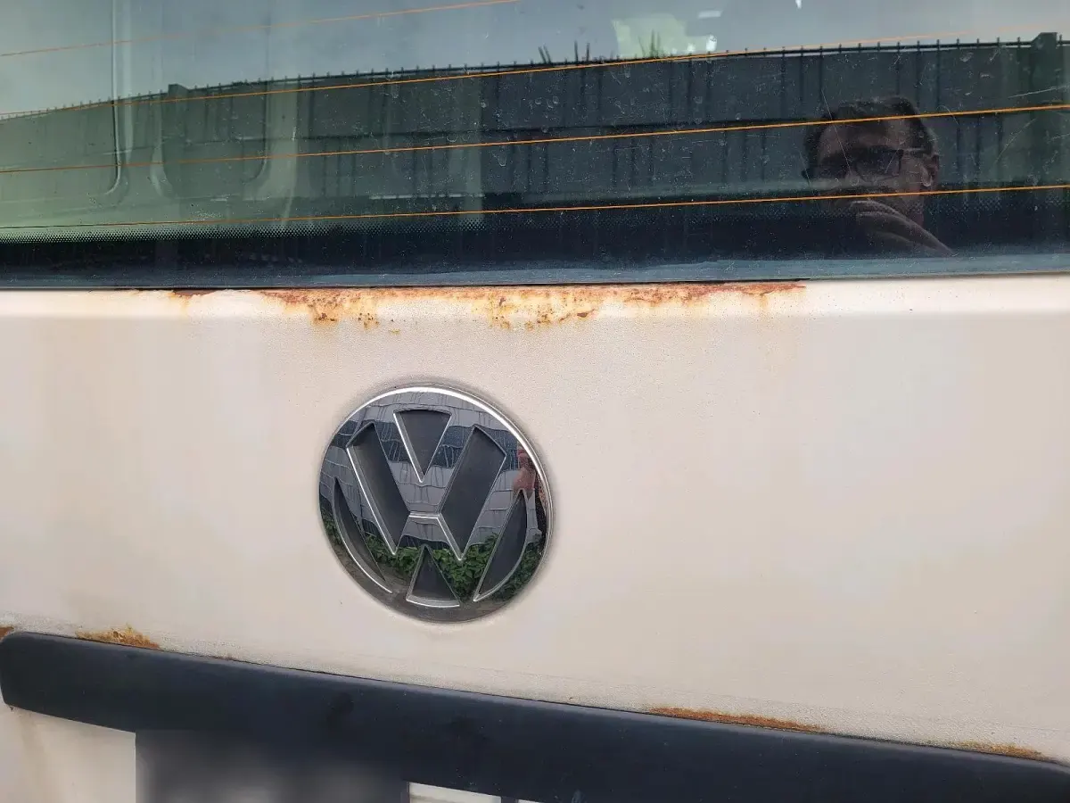 Second-hand VW Transporter 102 CP (75 kW) 2008 Alb Van