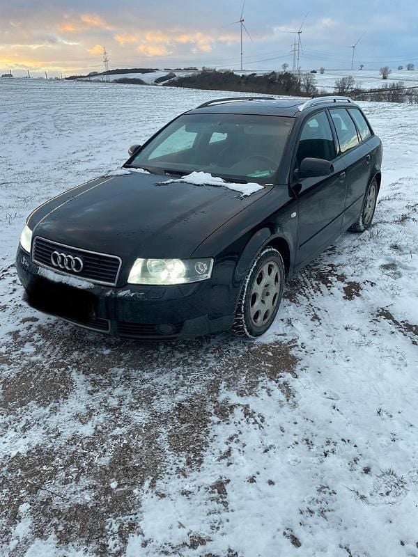 Second-hand Audi A4 163 CP (119 kW) 2002 Negru Break