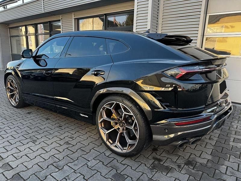 Gebraucht Lamborghini Urus 666 PS (489 kW) 2024 Schwarz SUV