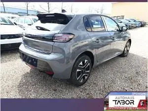 Neu Peugeot 208 110 PS (80 kW) 2025 Grau (selenium grau metallic) Kleinwagen
