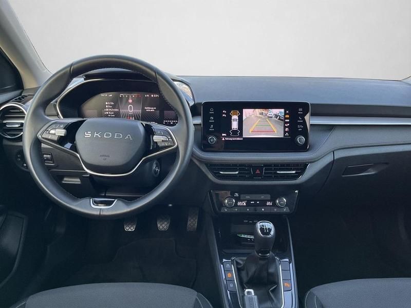 Gebraucht Skoda Fabia Selection 95 PS (69 kW) 2025 Brillantsilber metallic (metallic) Limousine