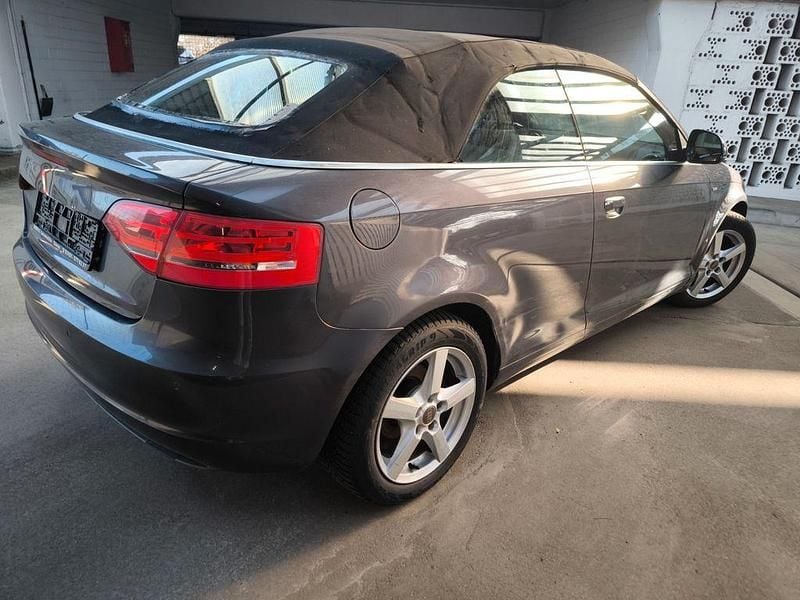 Gebraucht Audi A3 Cabriolet S-Line 105 PS (77 kW) 2010 Grau Cabrio