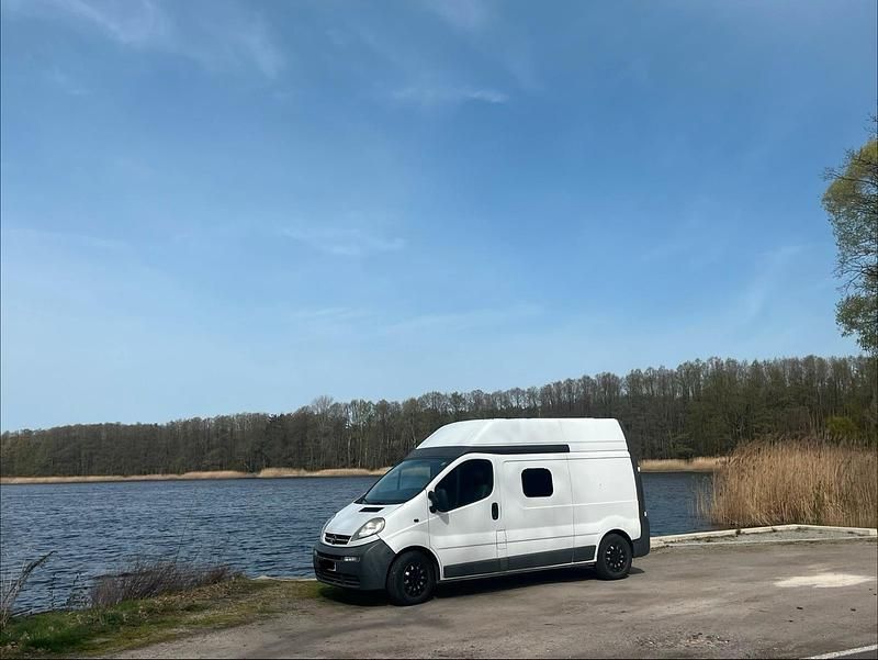 Gebraucht Opel Vivaro 100 PS (73 kW) 2006 Weiß Van / Kleinbus