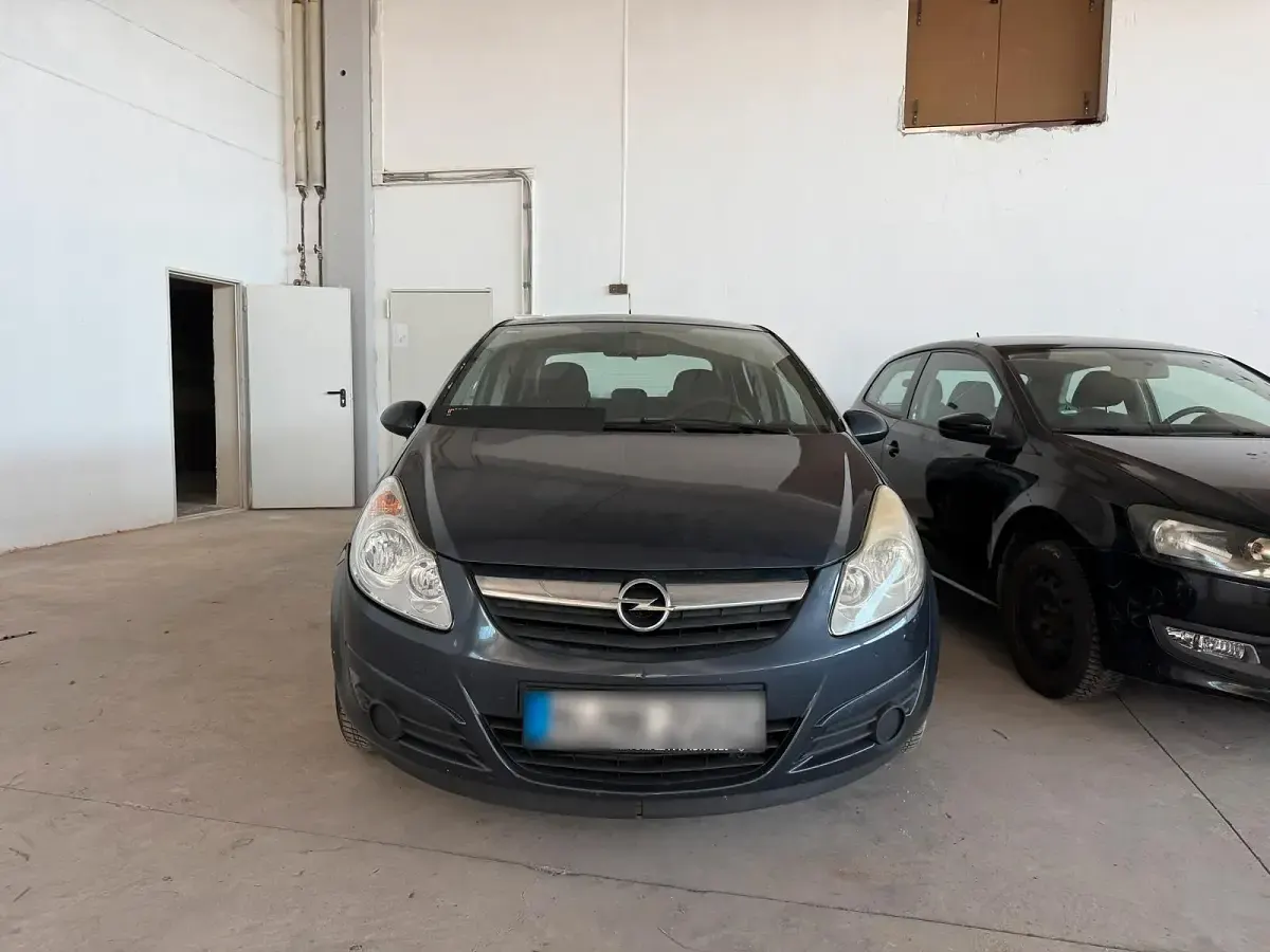 Gebraucht Opel Corsa 90 PS (66 kW) 2009 Grau Kleinwagen