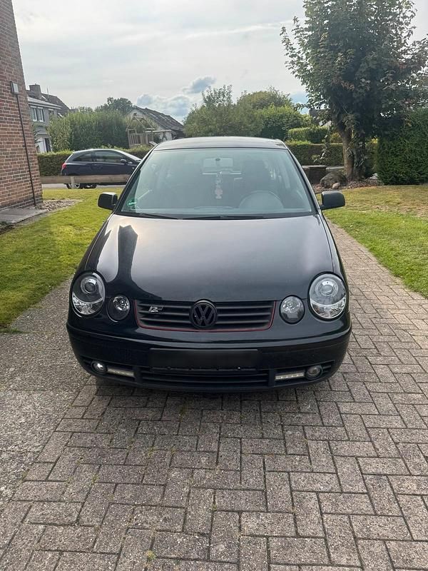 Schwarz Gebraucht 2002 VW Polo Kleinwagen | 680 € (Fairer Preis) - Bild 1/4
