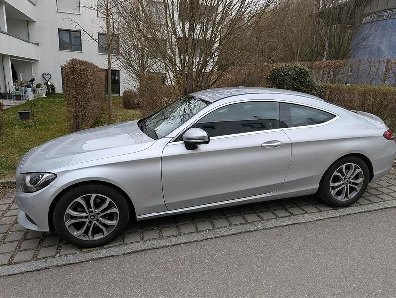 Gebraucht Mercedes C180 Avantgarde 156 PS (114 kW) 2017 Silber Coupé
