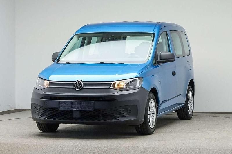 Second-hand VW Caddy 114 CP (83 kW) 2023 Albastru Monovolum