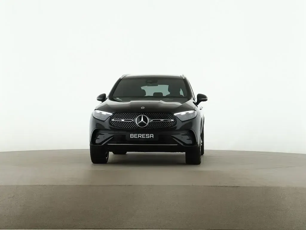 Gebraucht Mercedes GLC300de AMG 333 PS (244 kW) 2026 Schwarz SUV